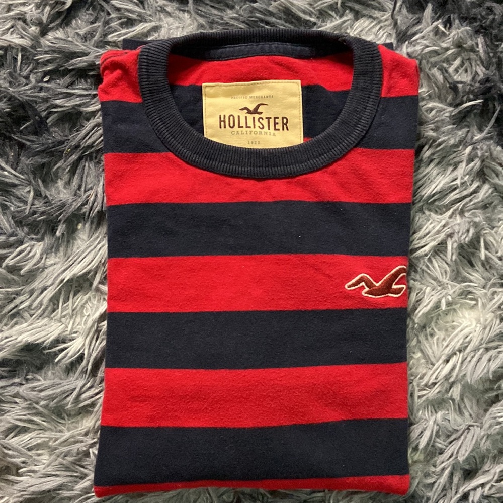 Hollister Long-sleeve Stripped Shirt